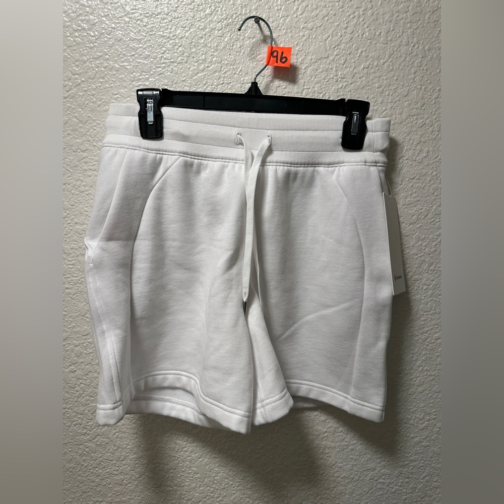 NWT ladies scuba shorts A96